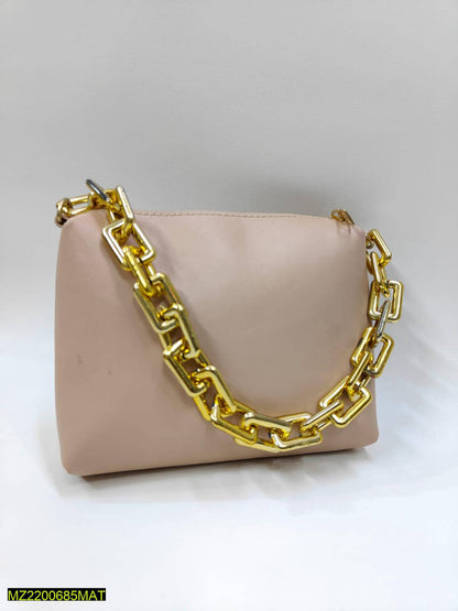 Women thick chain makeup pouch Markaz